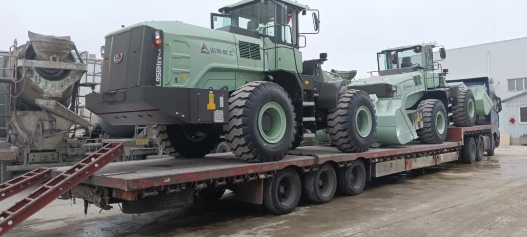 SDLG entrega 7 cargadores L956HEV Plus, revolucionando la industria de áridos SDLG entrega 7 cargadores L956HEV Plus, revolucionando la industria de áridos