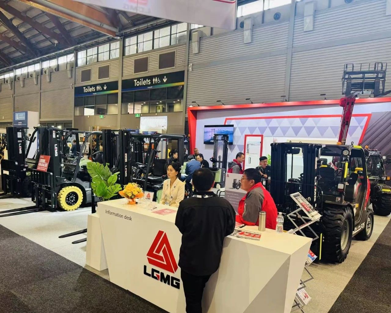 Lingong Machinery brilla en CeMAT Australia con innovadoras soluciones de manejo de materiales