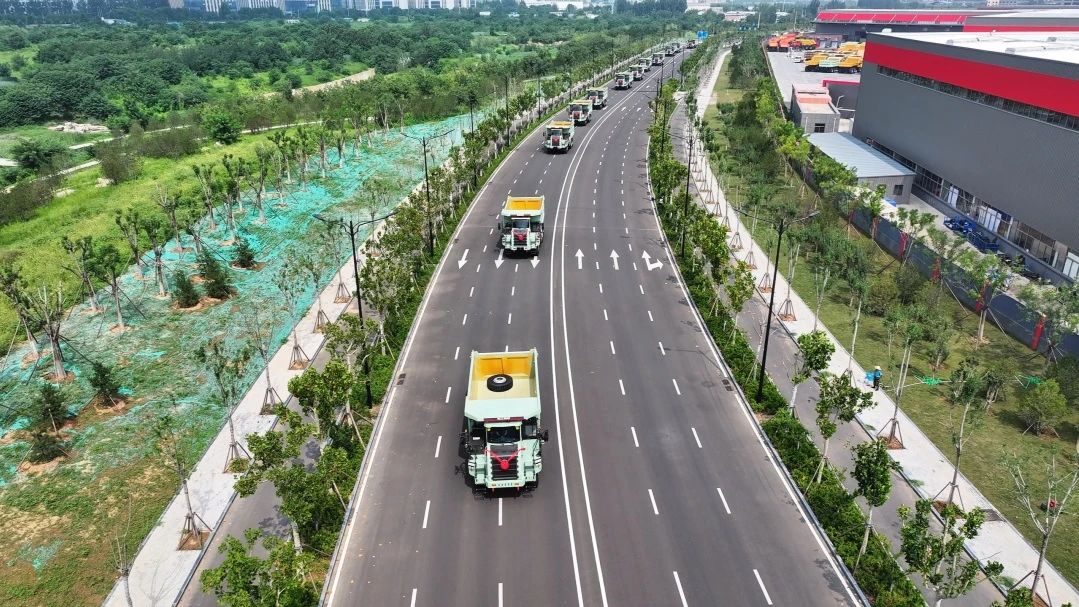 ¡El despliegue a gran escala alcanza un nuevo hito! LGMG despacha 100 camiones mineros 100% eléctric